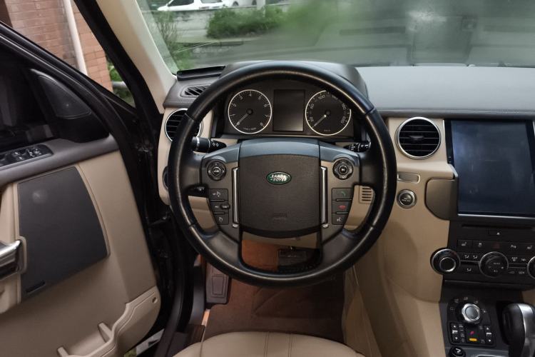 Used Land Rover Discovery 2012 5.0 V8 SE