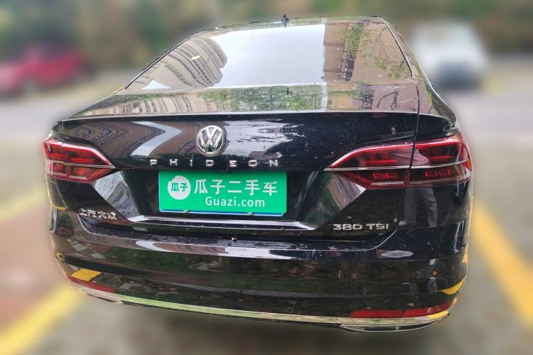 Used Volkswagen Phideon 2018 Revised Version 380TSI Two-Wheel Drive Luxury Edition Rear