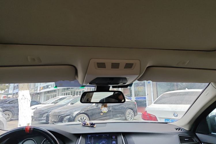 Used BMW 5 Series 2012 520Li Elegant Edition Headliner