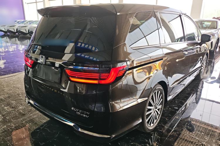 Used Honda Elysion 2022 2.0L eHEV Luxury First Edition