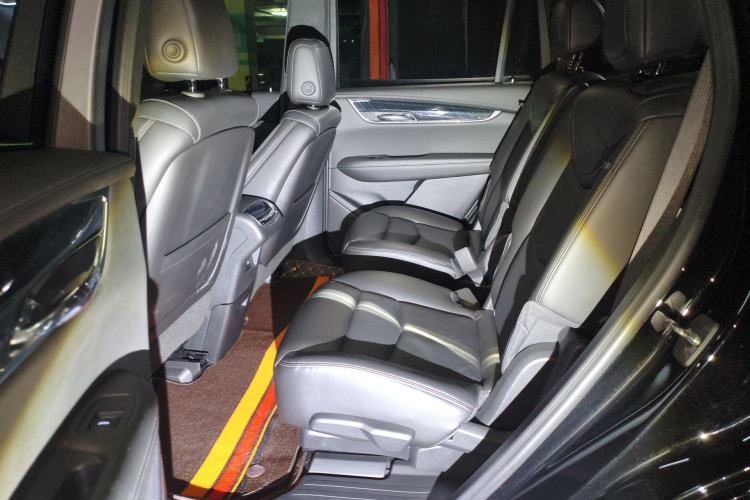 Used Cadillac XT6 2021 2.0T Six-Seater Four-Wheel-Drive Luxury Version
