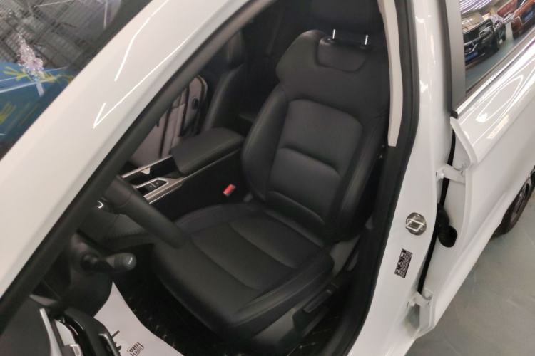 Used Geely Auto Emgrand 2023 4th Generation Champion Edition 1.5L CVT Prestige Model
