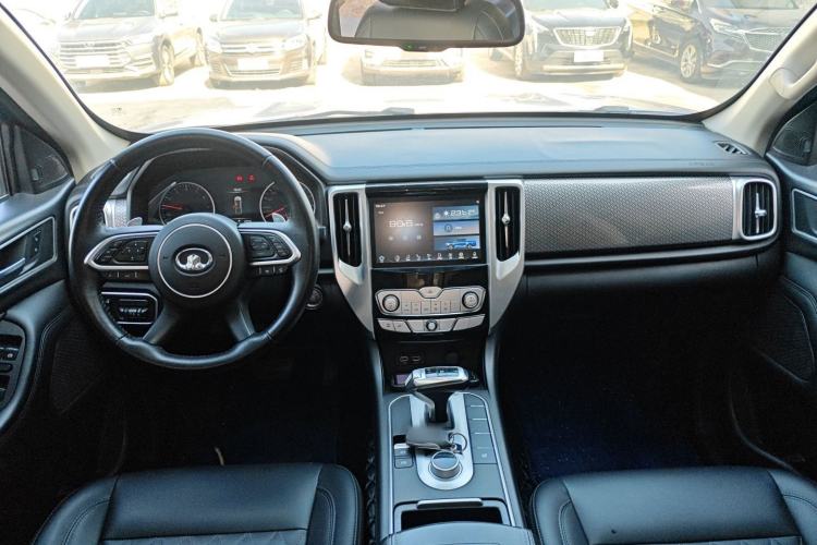 Used Great Wall Poer 2019 2.0T Automatic Gasoline Two-Wheel Drive Comfort Edition GW4C20B Center Console