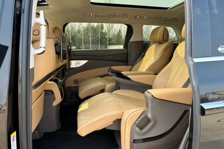 Used Denza D9 2022 DM-i 970 Four-Wheel Drive Flagship Model