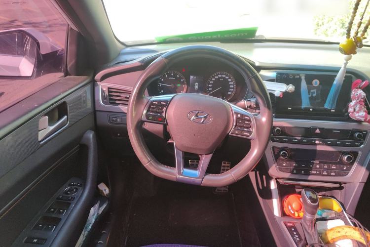 Used Hyundai Sonata 2015 1.6T GLS Smart Model Steering Wheel