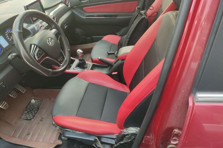 Used BAIC Senova X25 2015 1.5L Manual Elite Edition Left Front Seat
