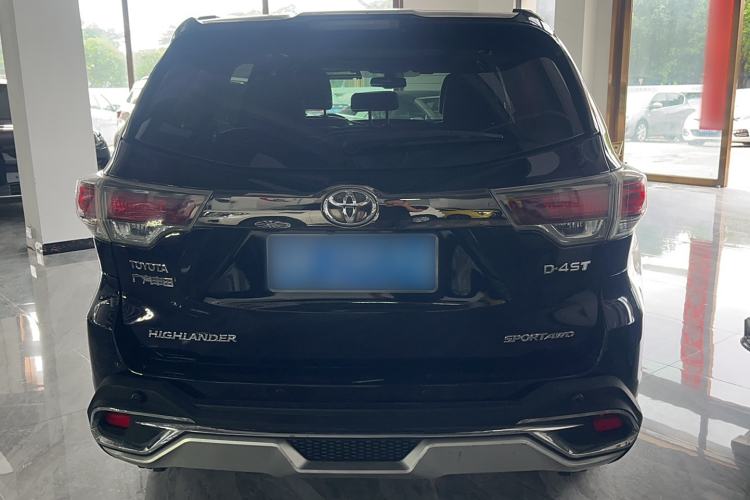 Used Toyota Highlander 2017 2.0T Four-Wheel Drive Black Edition Limited Model
