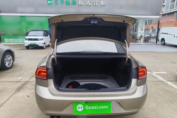 Used Volkswagen Lamando 2017 230TSI DSG Fashion Edition
