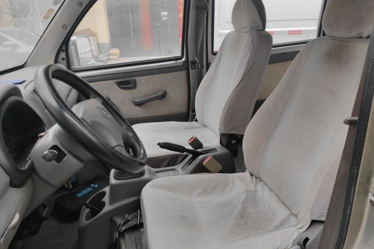 Used CHANGAN KUAYUE V3 2016 1.2L Box-Type Truck DK12-10
