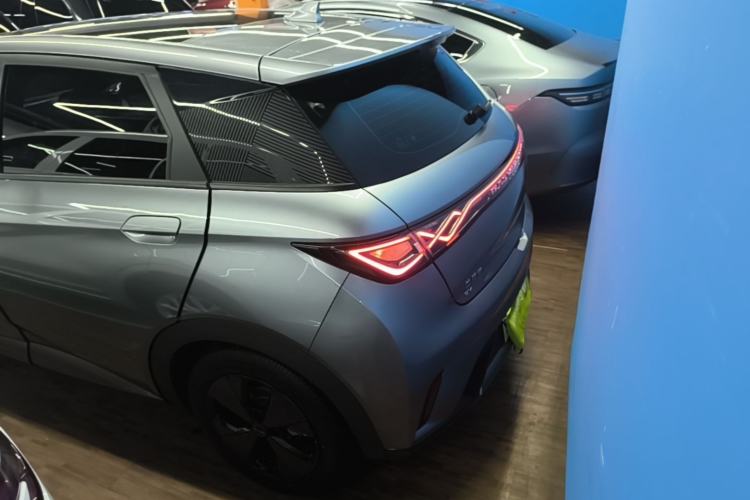 Used BYD Dolphin 2023 420 km Fashion Edition