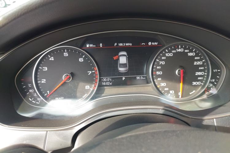 Used Audi A6L 2018 30th Anniversary Edition 35 TFSI Fashion Model
