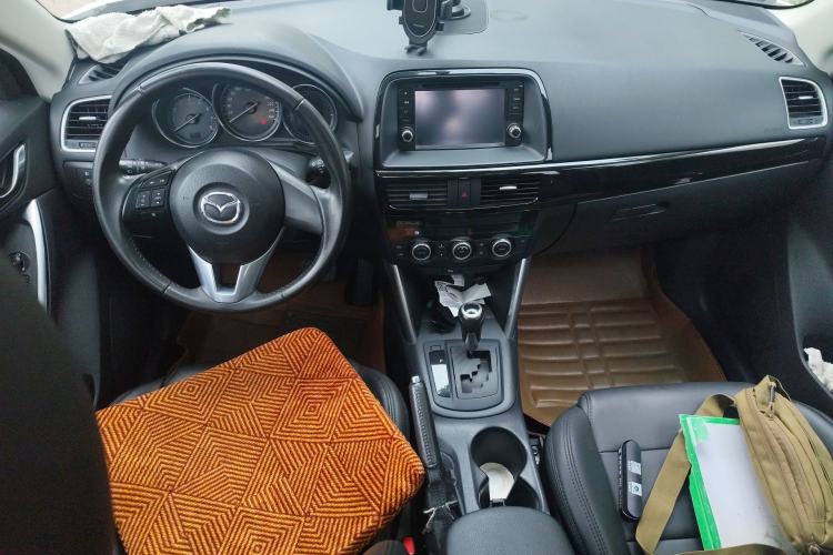 Used Mazda CX-5 2014 2.0L Automatic Two-Wheel Drive Urban Version Center Console