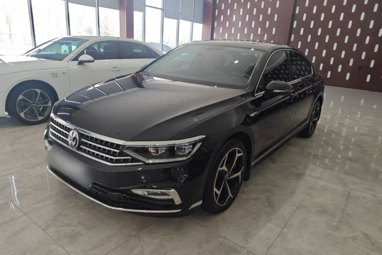 Used Volkswagen Magotan 2023 2 Million Units Limited Edition 330TSI DSG Leading Version