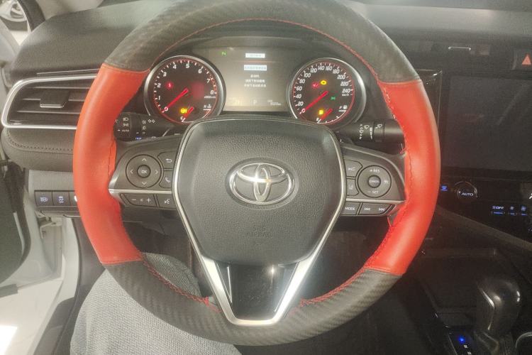 Used Toyota Camry 2018 2.0S FENGSHANG Edition
