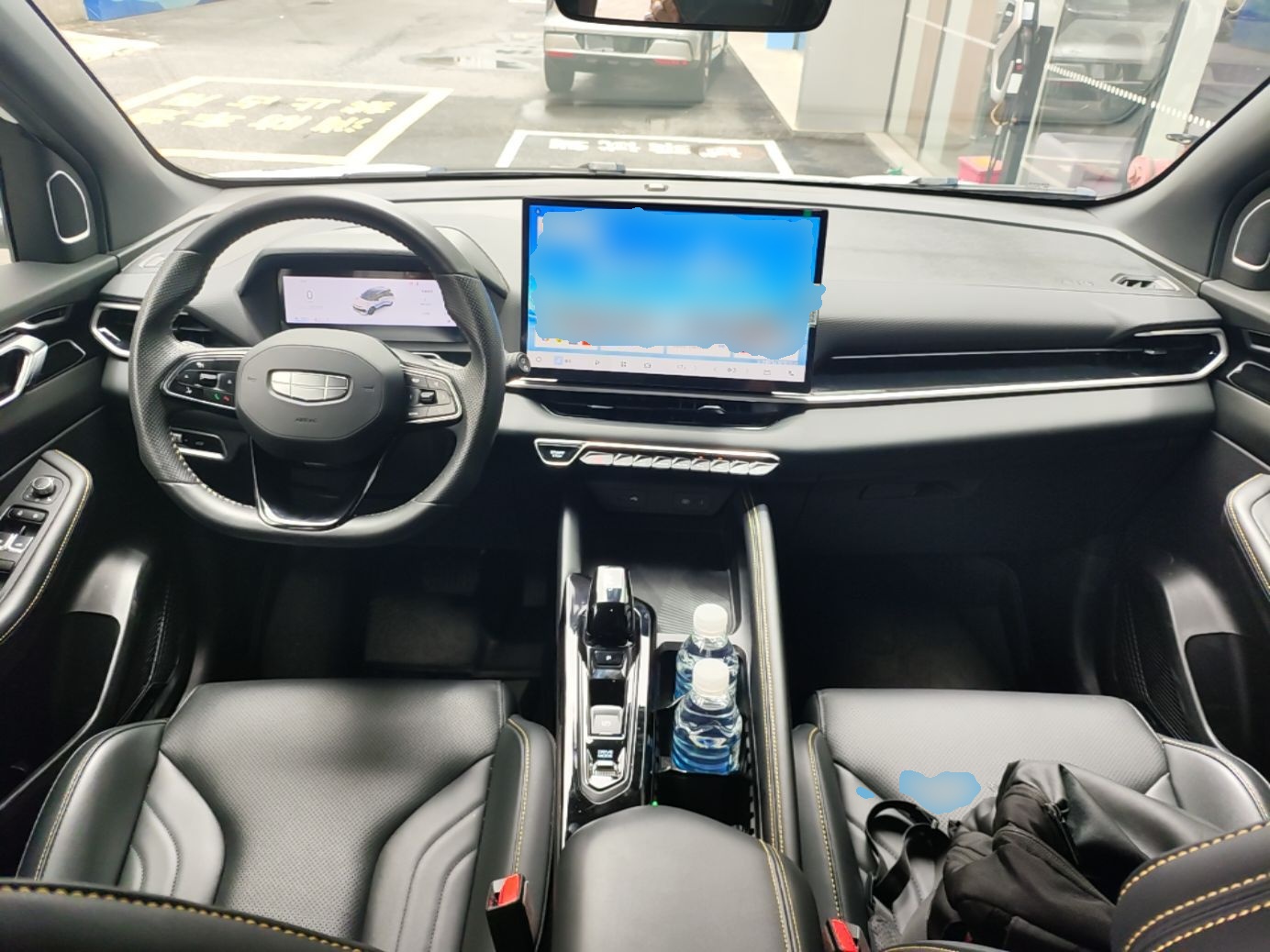 Geely Auto Coolray 2025 Bin Yue L 1.5T DCT Starlight Edition — снимка 12