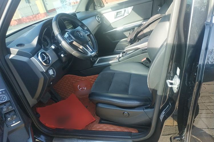 Used Mercedes-Benz GLK-Class 2015 GLK 260 4MATIC Fashion Edition Ultimate Version
