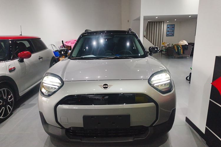 Used MINI Electric ACEMAN 2024 E Classic Edition Front