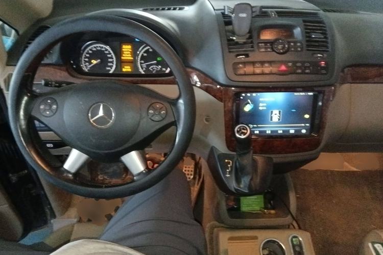 Used Mercedes-Benz Viano 2013 3.0L Navigator Edition
