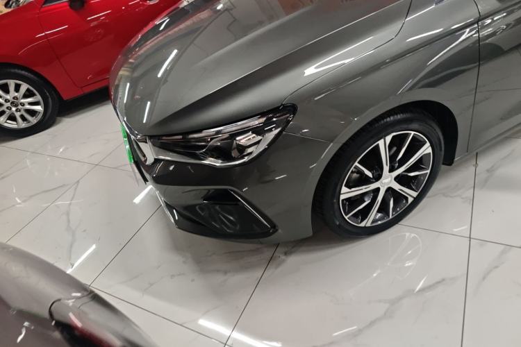 Used Geely Auto Emgrand 2023 4th Generation Champion Edition 1.5L CVT Prestige Model Left Front Headlight