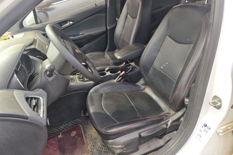 Used Chevrolet Cruze 2017 1.5L Manual Pioneer Edition
