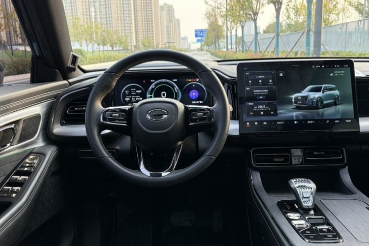 Used GAC Trumpchi GS8 2022 Double-Energy Series 2.0TM Two-Wheel Drive Prestige Edition (6 Seats)
