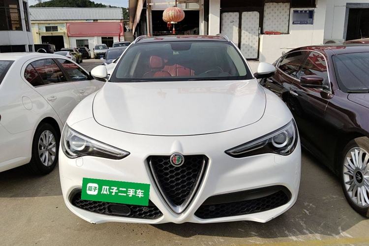 Used Alfa Romeo Stelvio 2017 2.0T 280HP Luxury Edition
