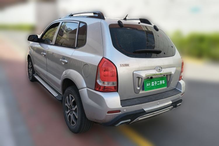 Used Hyundai Tucson 2009 2.0L Manual Two-Wheel Drive Fashion Edition
