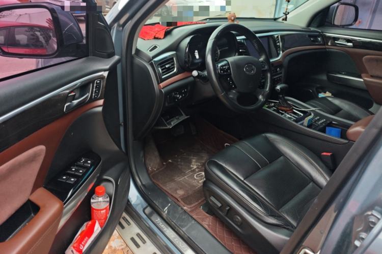 Used GAC Trumpchi GS8 2017 320T Two-Wheel Drive Luxury Smart Connectivity Version (7 Seats) Driver Seat