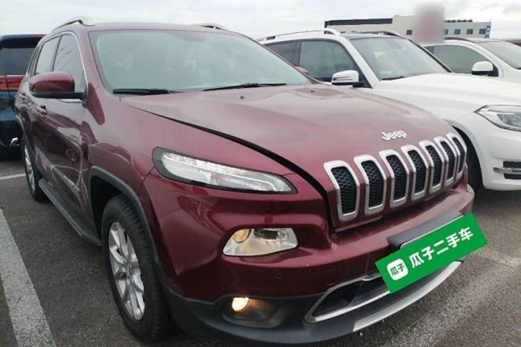 Used Jeep Cherokee 2016 2.4L Professional Smart Version