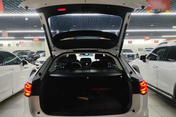 Used Volkswagen Tayron X 2020 330TSI Two-Wheel Drive Luxury Smart Connectivity Version Trunk