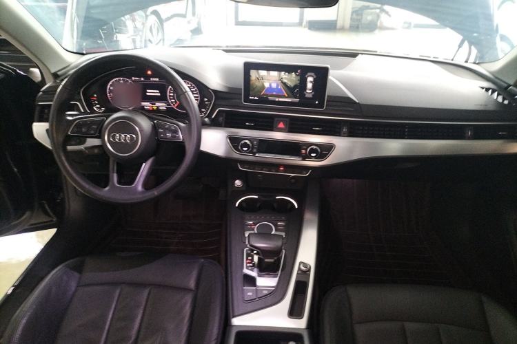 Used Audi A4L 2019 40 TFSI Fashion Version China V