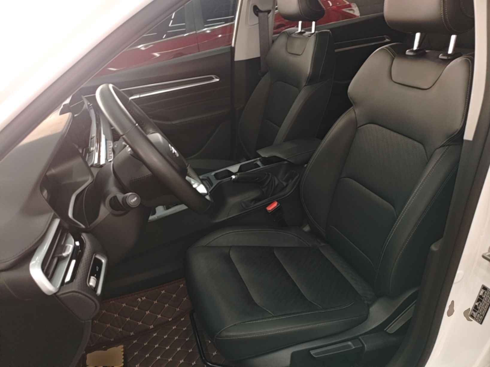 Geely Auto Emgrand 2022 4th Generation 1.5L Manual Luxury Model — снимка 17