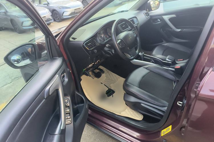 Used Citroen C3-XR 2015 1.6THP Automatic Smart Model