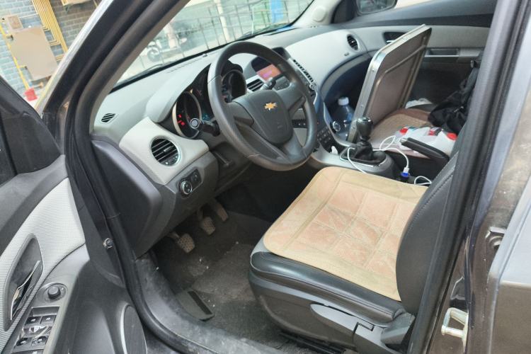 Used Chevrolet Cruze 2013 1.6L SL MT
