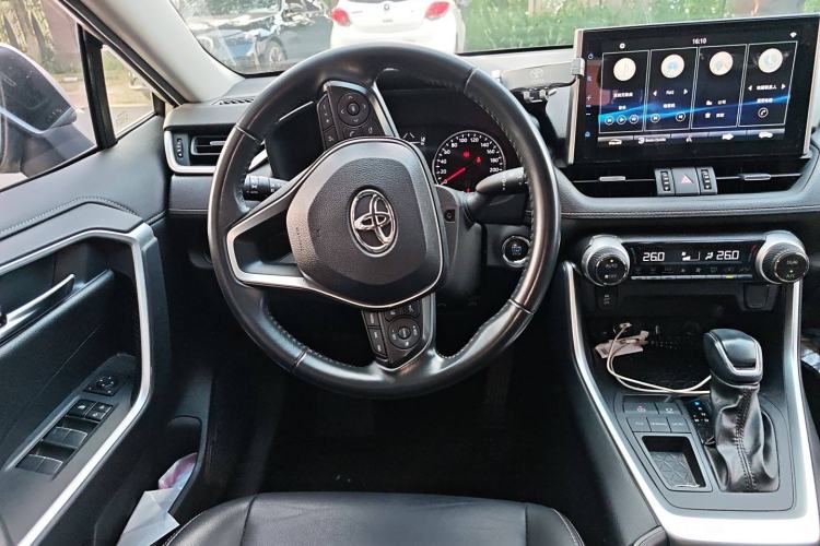 Used Toyota Wildlander 2022 2.0L CVT Two-Wheel Drive Luxury Edition