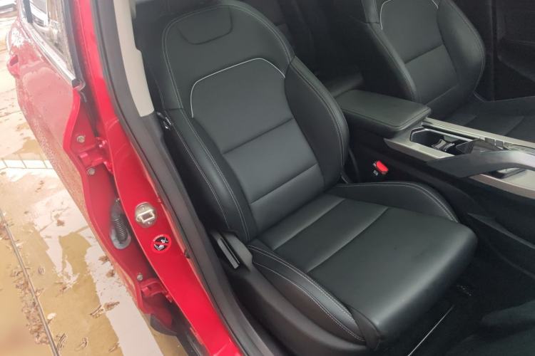 Used Geely Auto Coolray 2019 260T DCT Knight China V Standard