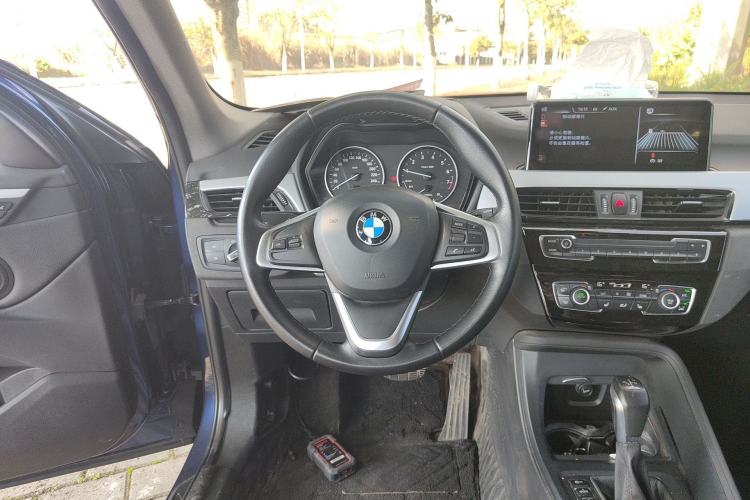 Used BMW X1 2016 sDrive18Li Fashion Model Steering Wheel