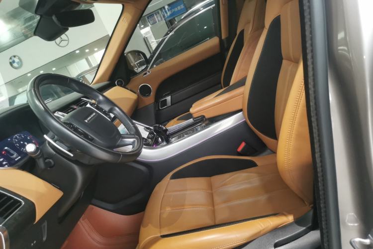 Used Land Rover Range Sport 2022 3.0 L6 YAO Black Edition
