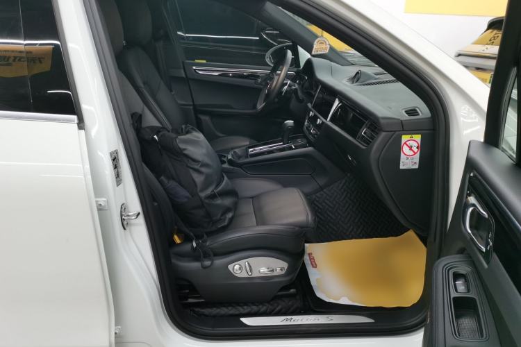 Used Porsche Macan 2022 Macan S 2.9T