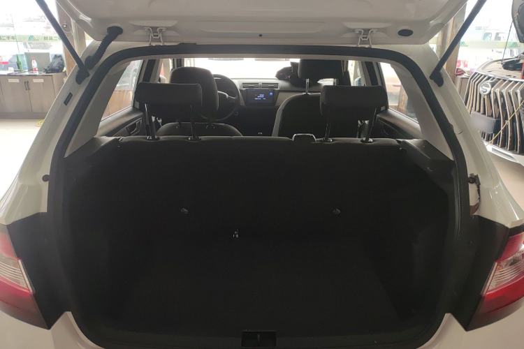 Used Skoda Fabia 2017 1.4L Automatic Car Enjoy Edition
