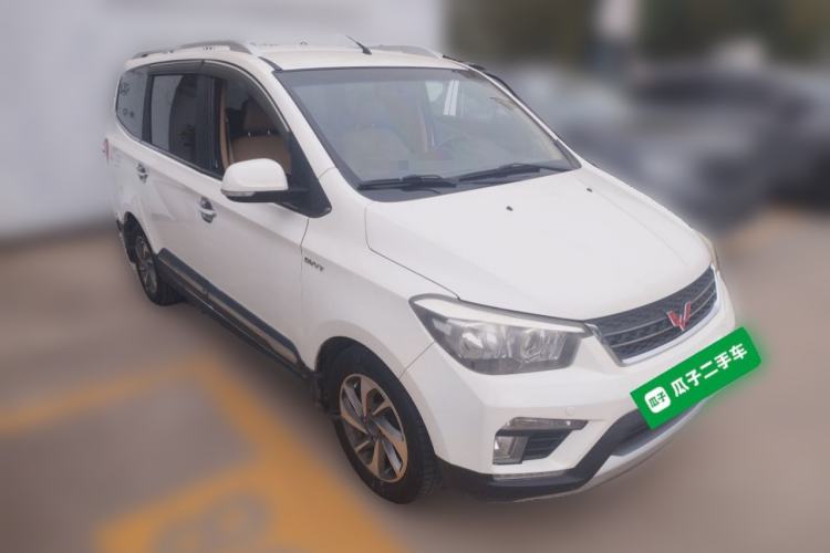 Used Wuling Hongguang 2016 1.5L S1 Deluxe Model China V-standard