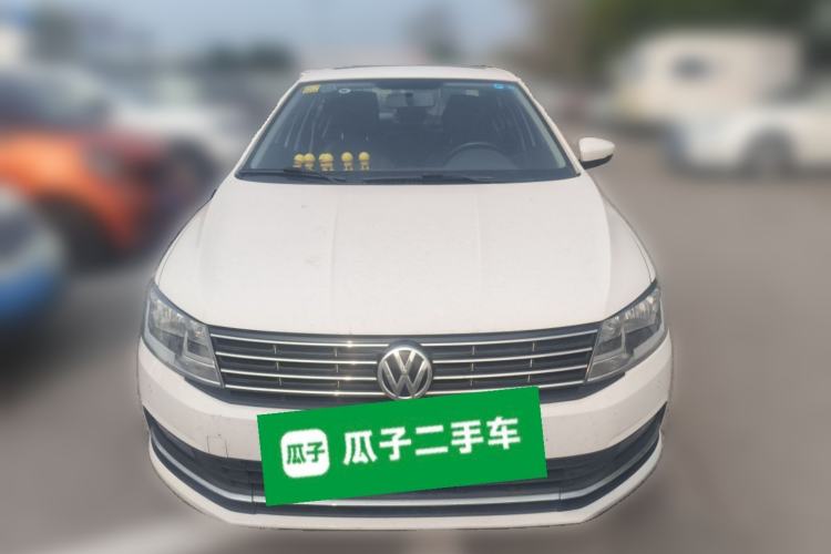 Used Volkswagen Lavida 2015 1.6L Automatic Comfort Edition Front