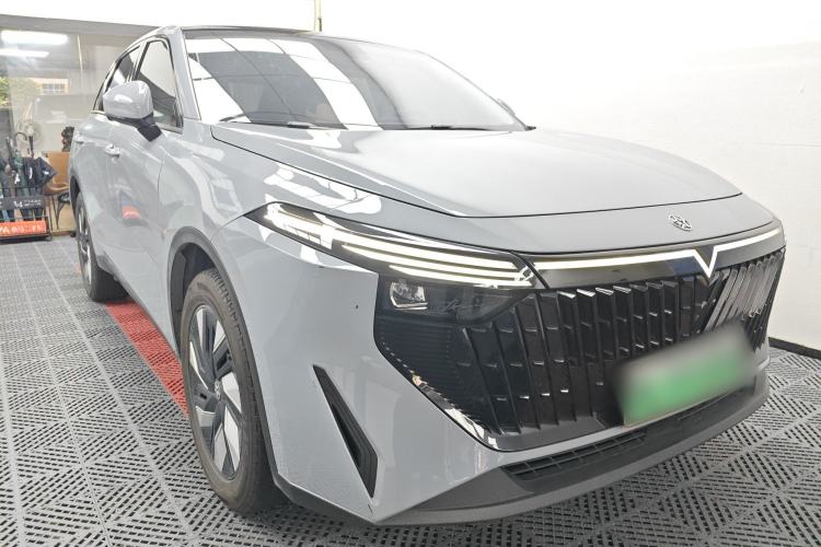 Used Venucia V DD-i 2024 110km iE Joy Ride Edition Front Right 45 Deg