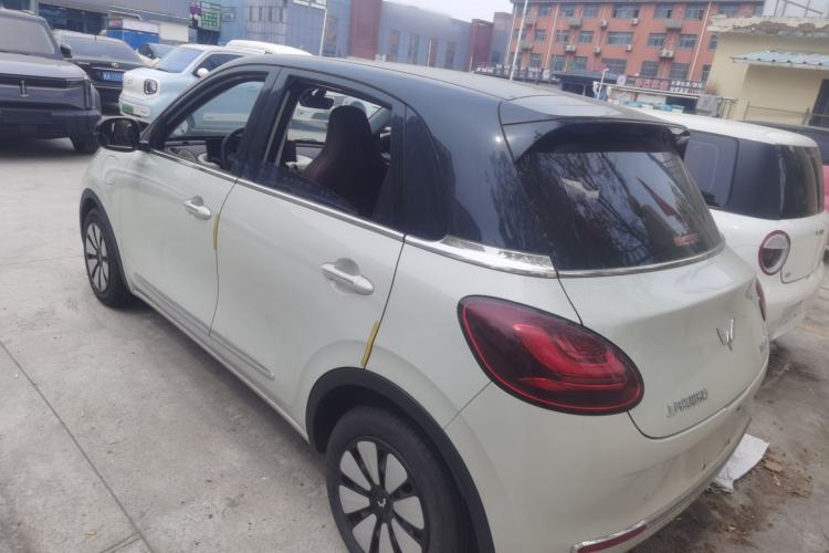 Used Wuling Bingo 2023 410 km Lingxi Deluxe Edition
