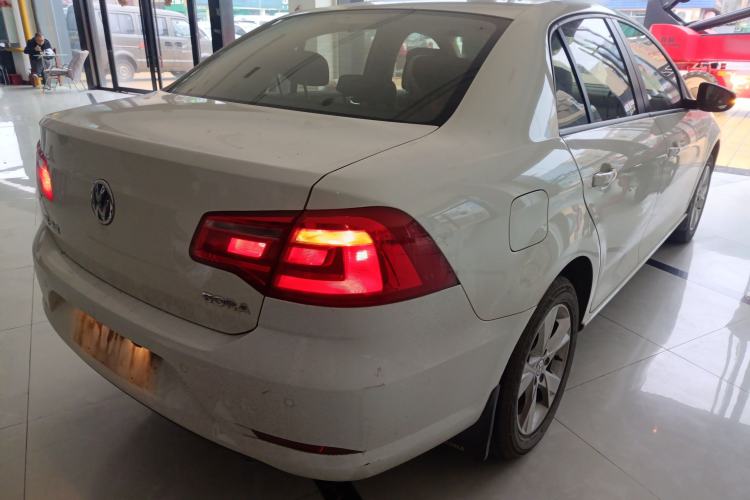 Used Volkswagen Bora 2015 Value Edition 1.6L Manual Fashionable Style
