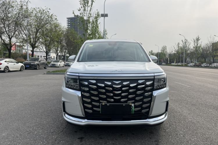 Used JAC Refine RF8 PHEV 2024 Zhiling Edition 1.5T 150KM Prestige Model – Lithium Iron Phosphate Exterior 2