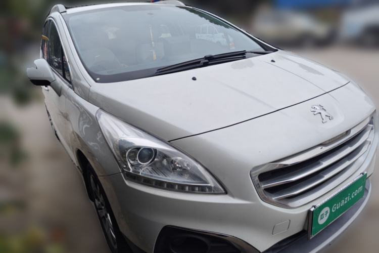 Used Peugeot 3008 2015 2.0L Automatic Classic Edition
