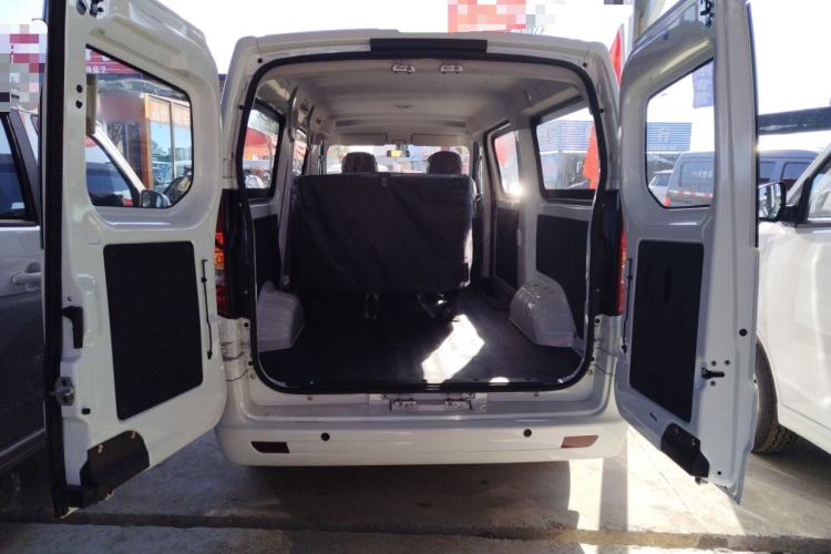 Used Chana Ruixing EM80 2025 Passenger Version Comfort Edition 6-Seater 300 km Dual-Swing Doors