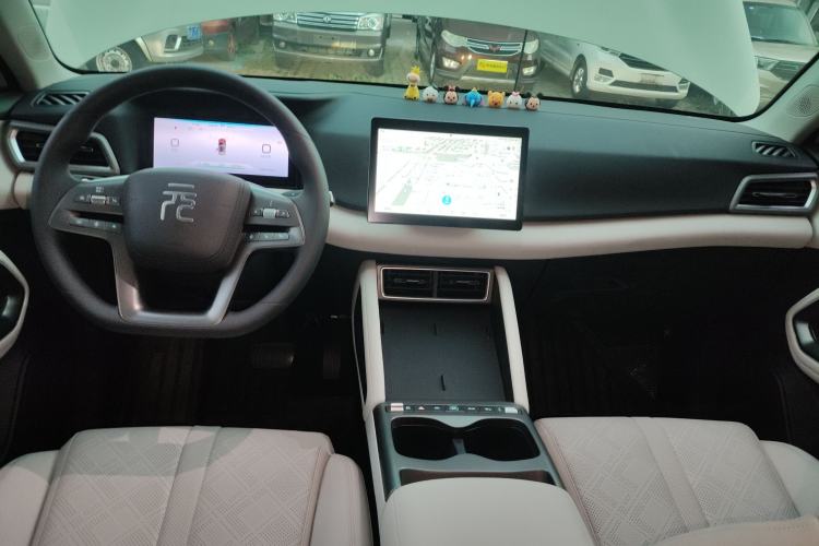 Used BYD Yuan UP 2025 Model 301KM Leading Version
