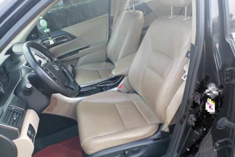 Used Honda Accord 2014 2.0L EXN Luxury Navigation Edition Left Front Seat